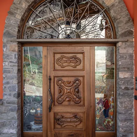 Wine-farm La Source Vendégház